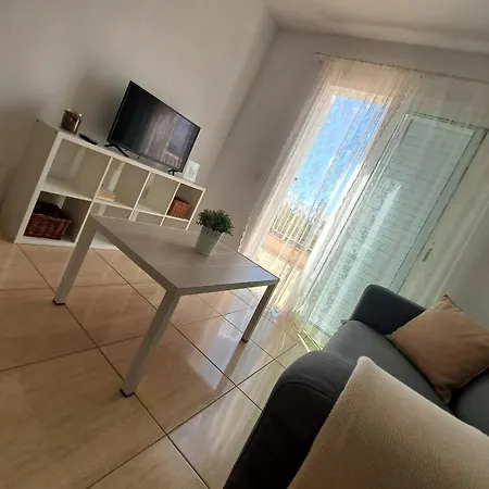 Apartments Casa Laura Costa Silencio Wiffi Pool דירה *